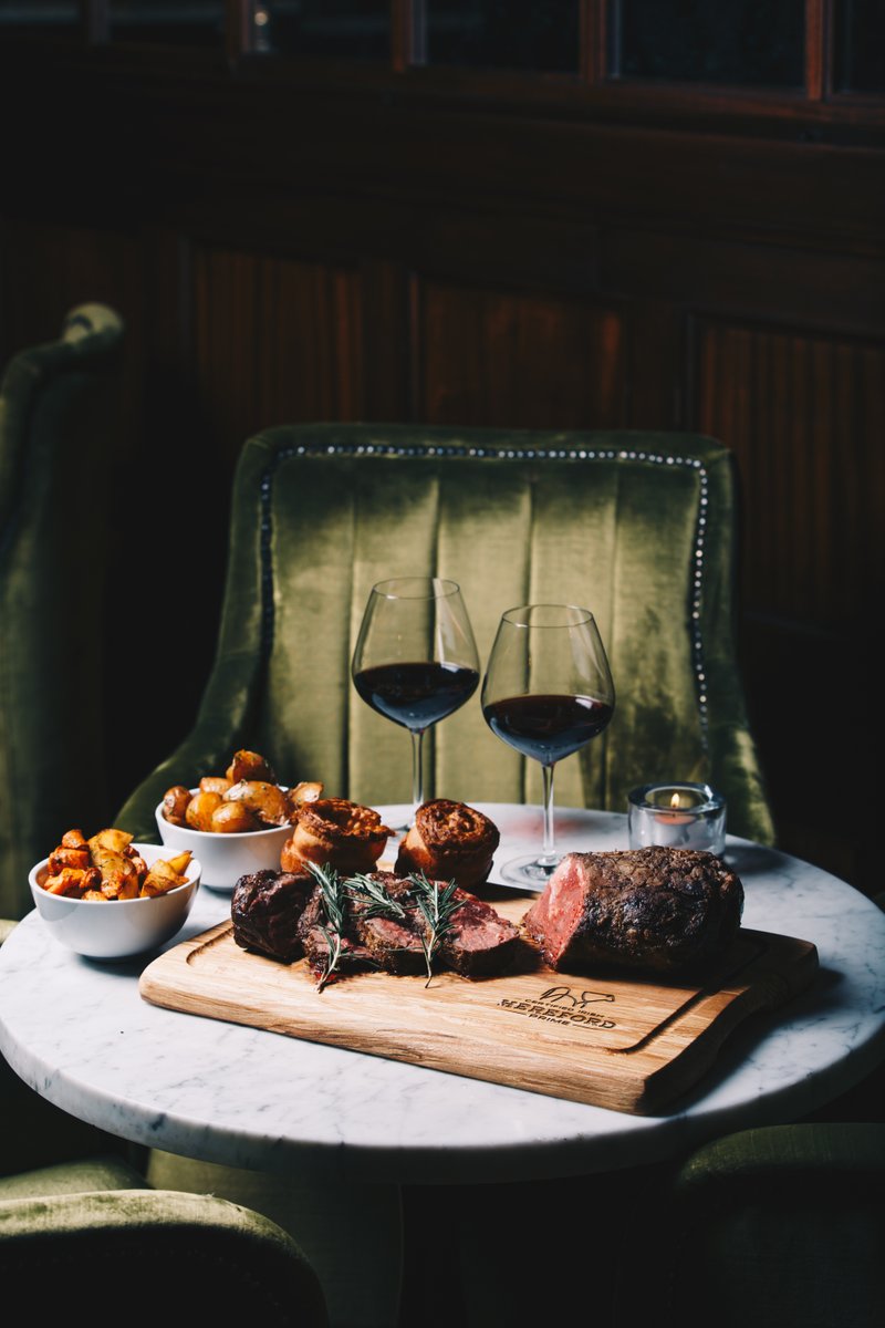 Treat your father or that special person in your life to a Sunday Roast this weekend! 🍽️ Join us at Suesey Street on Sunday from 1-8 pm. Link in our bio to reserve a table ✨

 #SueseyStreet #SundayRoast #FamilyTime #SpecialOccasion #FathersDay