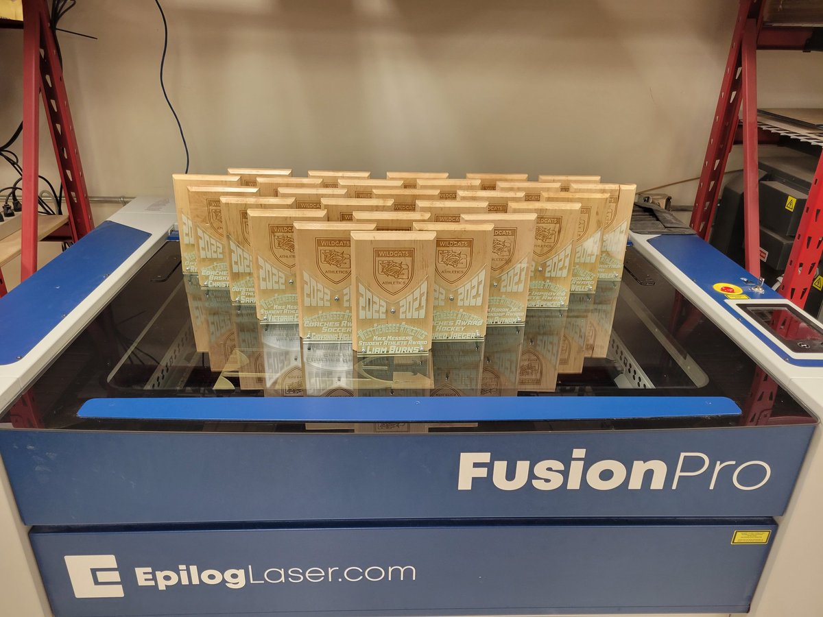 MrMakWGHS's tweet image. Congratulations to all that were honored at The 52nd Annual West Genesee Senior Athletic Awards Banquet last night! It is always a pleasure to manufacture these awards through our @WestGeneseeCSD High School #TechClub! @WGAthletics @WGBoosters1 @EpilogLaser @MilwaukeeTool @iteea