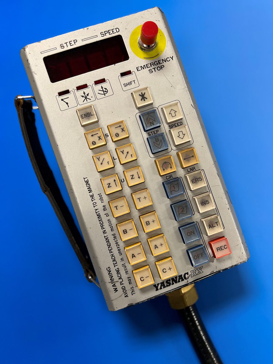 Yaskawa_Motoman's tweet image. Raise your hand if you used one of these back in the day! ✋
Several of these teach pendants were recently discovered in storage, & our student interns got to do a bit of cleaning & restoration work. This one's dated 1985!
#yaskawa #motoman #robotprogramming #robotics