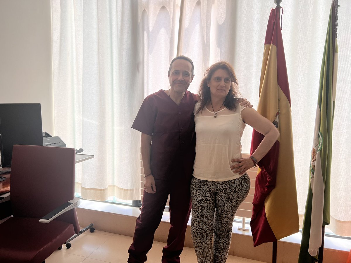 pedroapadilla's tweet photo. Hoy nos deja una gran profesional, trabajadora, leal y comprometida, Rebecca Golberg de Góngora, hasta ahora Conserje del Centro, a la que deseamos suerte en su andadura profesional. https://t.co/fUAMDkKU2y