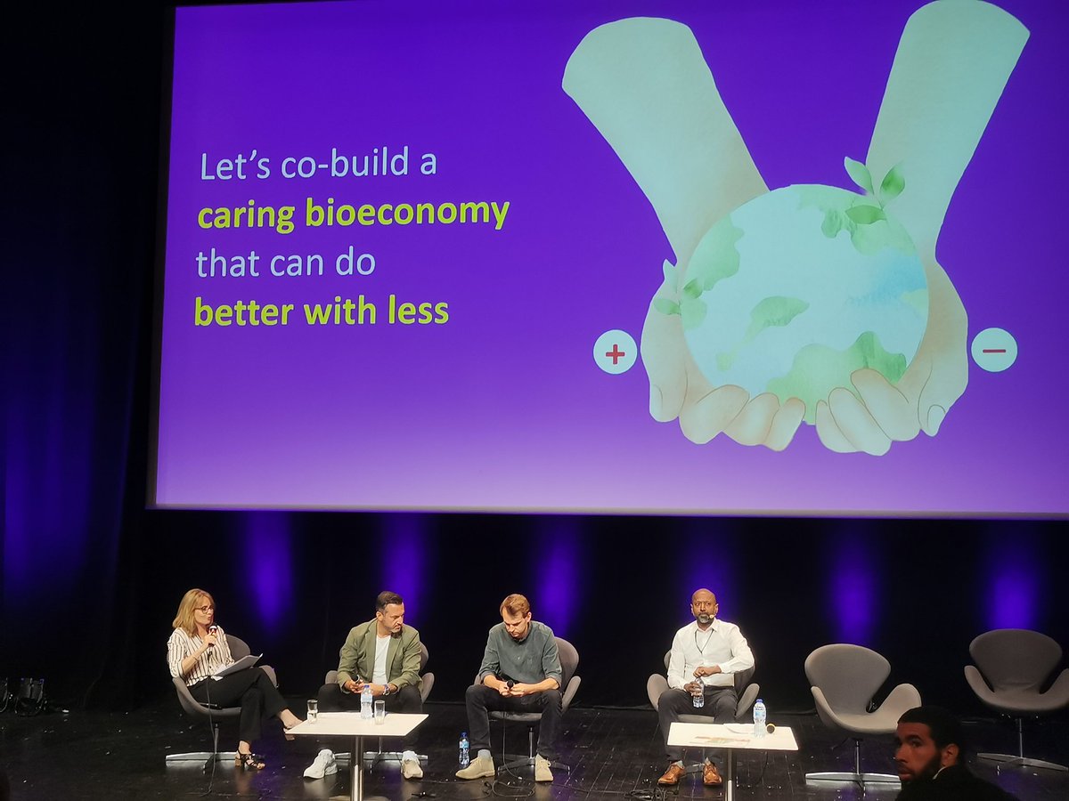 Very inspirational speech of Navi Radjou on Bioeconomy calling for a "caring #bioeconomy"
Now the panel is open.