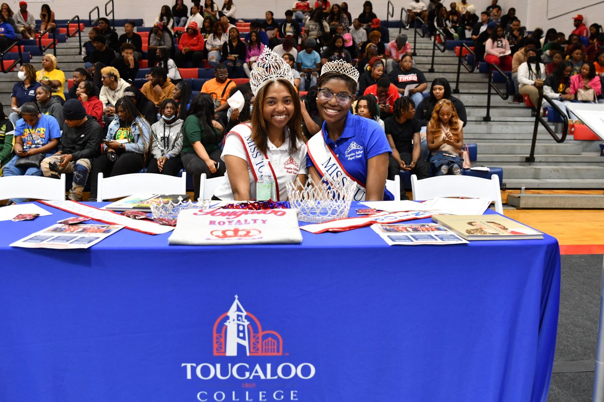Tougaloo_1869's tweet photo. Today is the perfect day to apply to #TheLoo!
Applying online provides you with immediate notification that your application has been received.
https://t.co/4cg51Q4fhR
#ChooseTougaloo https://t.co/lTibv3JAKL