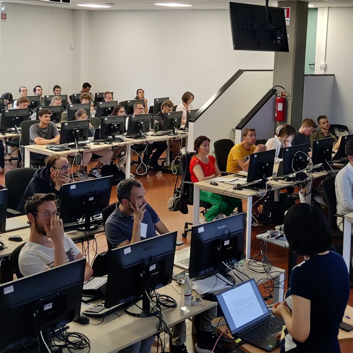 FLORENCE center for DATA SCIENCE tweet media