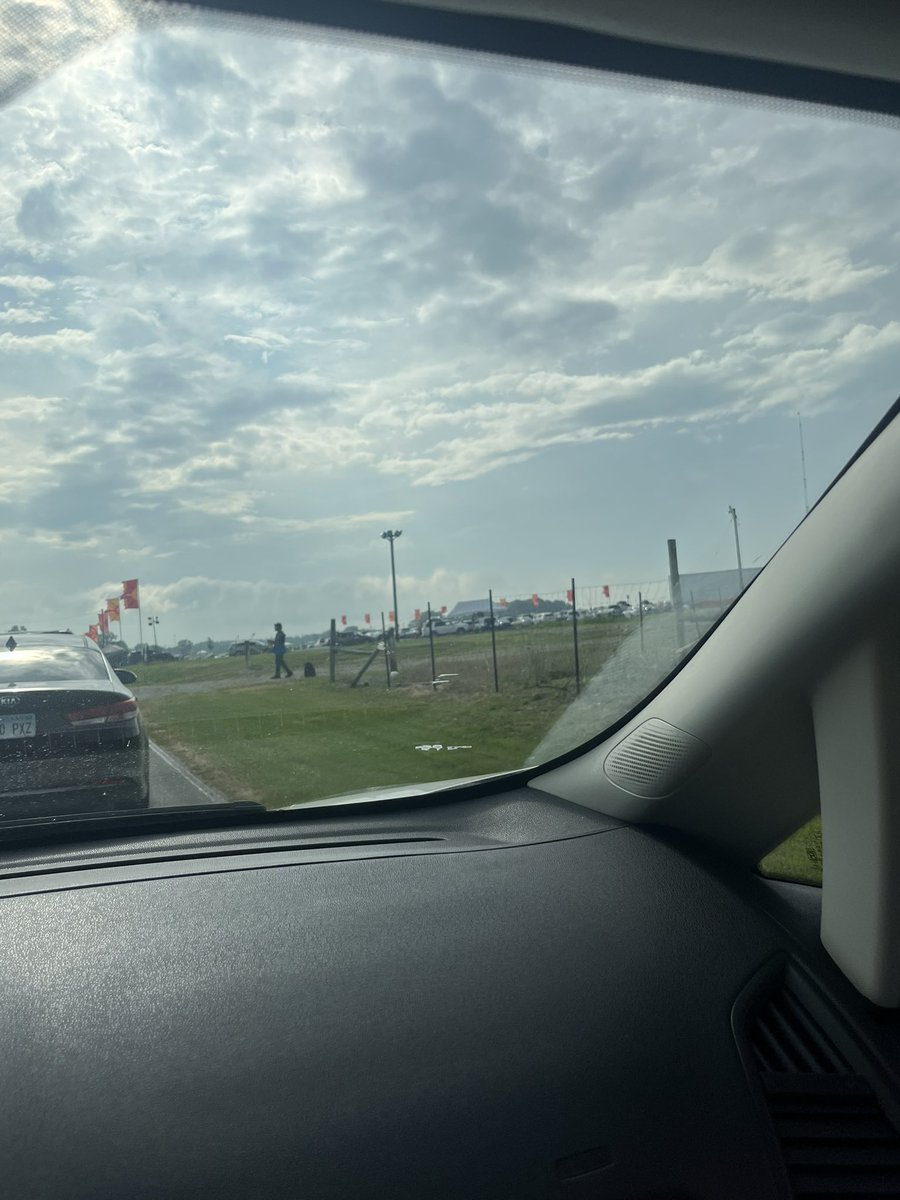 EDM Lyrics tweet media