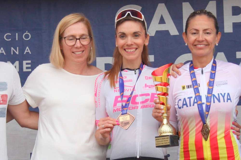 gebadia's tweet photo. 🚴‍♂️ 🏆El ciclisme femení gavanenc està d'enhorabona!

👏🏻MOLTES FELICITATS a la Cèlia, Úrsula i la Immaculada del @ccRatpenat pels tres podis aconseguits al campionat de Catalunya, i a la gavanenca Vanessa Bastida que també es fa fer una medalla de bronze.

https://t.co/pvSsdIPSQt https://t.co/JnsIxt2Ook