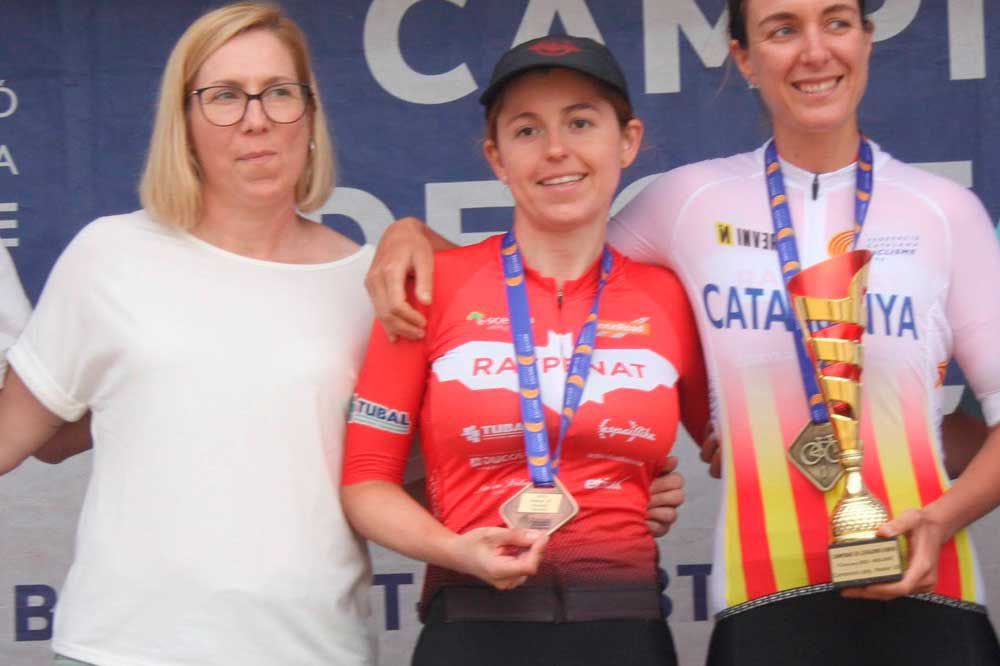 gebadia's tweet photo. 🚴‍♂️ 🏆El ciclisme femení gavanenc està d'enhorabona!

👏🏻MOLTES FELICITATS a la Cèlia, Úrsula i la Immaculada del @ccRatpenat pels tres podis aconseguits al campionat de Catalunya, i a la gavanenca Vanessa Bastida que també es fa fer una medalla de bronze.

https://t.co/pvSsdIPSQt https://t.co/JnsIxt2Ook