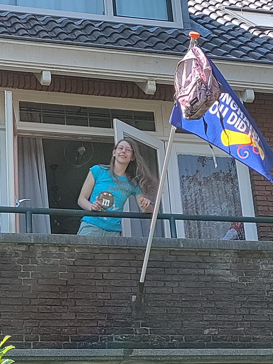 ScoutAanDeSchie's tweet image. Zelf vond ze het best spannend,  wij hadden er alle vertrouwen in: ze is geslaagd voor haar Vwo- diploma! 

#trots #examen #geslaagd