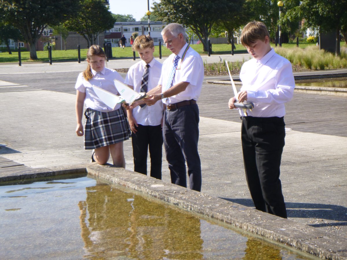 In DT Maritime, Year 7 have been looking at how sailboats perform to be able to implement key sailing characteristics in their own sailboats as part of the maritime curriculum.

#MaritimeFutures #DesignTechnology #STEM