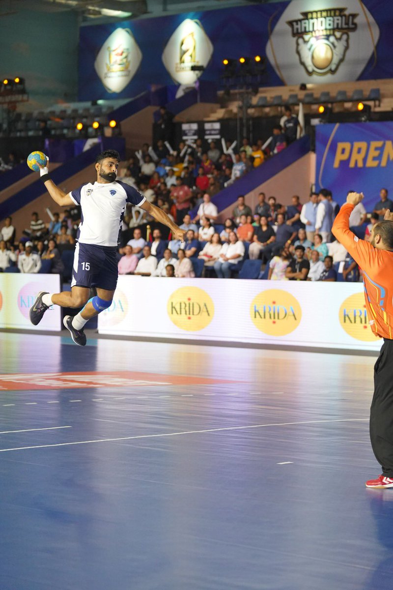 abhinav_banthia's tweet photo. #HandBallLeague
#premierhandballleague
#premierhandball
#phlindia
#handballleague
#handballindia
#handball
#indiahandball
#phl
#sports https://t.co/HCCVfzIsQt