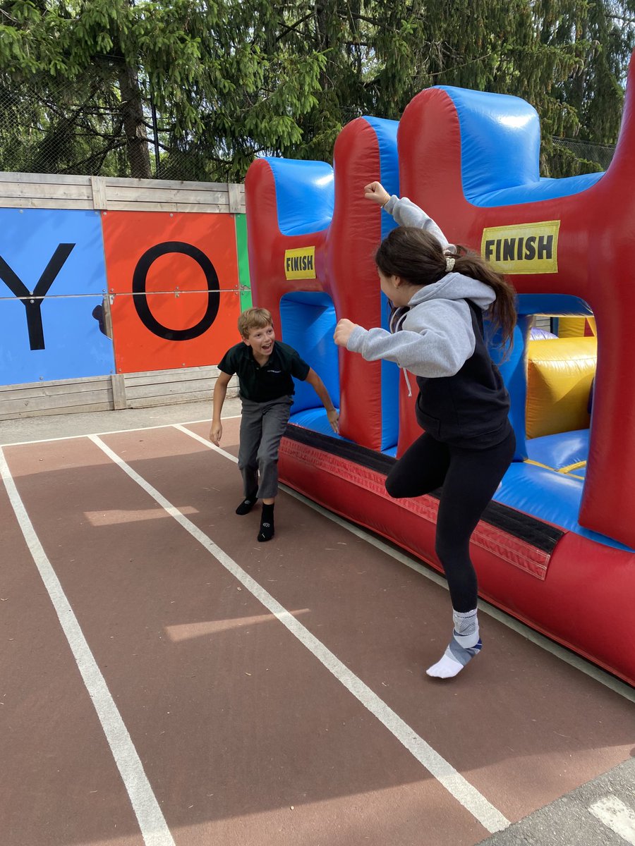 Sarah Charley tweet media