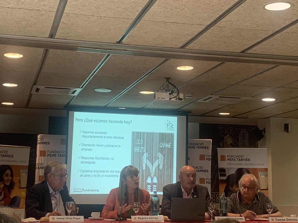 ippae's tweet image. Hoy desde el sector privado y en mi caso con sensibilidad por el #tercersector, gracias a @poveda_e y  #forumperetarres escuchando a #BegoñaGómez sobre propuestas de valor y colaboracion para un 🌍 mas solidario y feliz