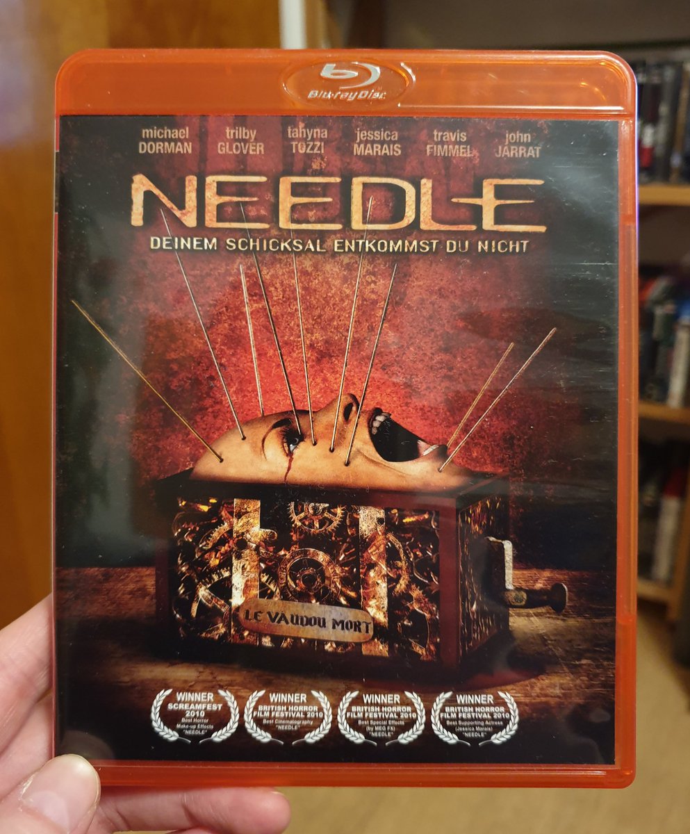 TanjaStrutzl's tweet photo. #Needle directed by #JohnVSoto is a great &amp; very underrated #horror movie. The story is about an 18th century machine with deadly supernatural powers. 
#TravisFimmel #BenMendelsohn #MichaelDorman #JessicaMarais #TahynaTozzi #TrilbyGlover #JohnJarratt https://t.co/9BawjQaQx2