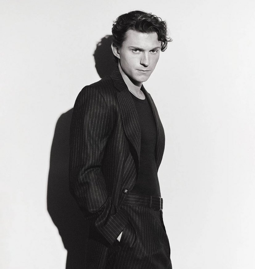 AllNewsTom's tweet photo. 📸 | Tom Holland for The Hollywood Reporter https://t.co/Gz5fxQMyRO