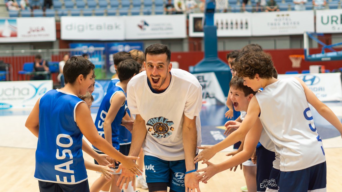 -3️⃣ EGUN!

✊ Solo una cosa en el cabeza #F4LEBOro

📸 <a href="/laanchaas/">Laanchaas</a>