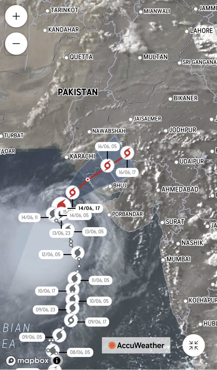 (Image: @accuweather )
Landfall expected Thursday afternoon between #Karachi and #Mandvi #India 
Brace for showers and thunderstorms 
#BiparjoyAlert #BiparjoyUpdate #Biparjoy #rains #storms #CycloneBiparjoyUpdate #StaySafe #stayhome #stayindoors