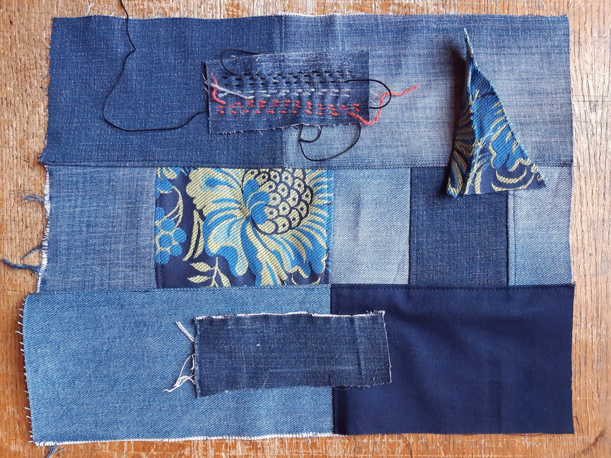 Work in progress. Das wird Bezugsstoff für einen über 100 Jahre alten Sessel aus schönem, dunklen Holz.
#reuse #upcycling