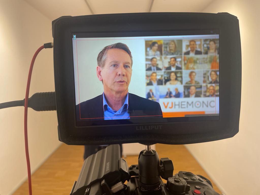 VJHemOnc's tweet photo. We just spoke to Stephen Ansell at #17ICML! Stay tuned for updates on radiotherapy in lymphoma,
A+AVD vs PET-driven strategies in advanced HL, and the role of brentuximab vedotin in HL!
@ICMLugano #Lymsm #HLsm #NHLsm #Lymphoma #HemOnc @UKKoeln https://t.co/swnpGPDg3H