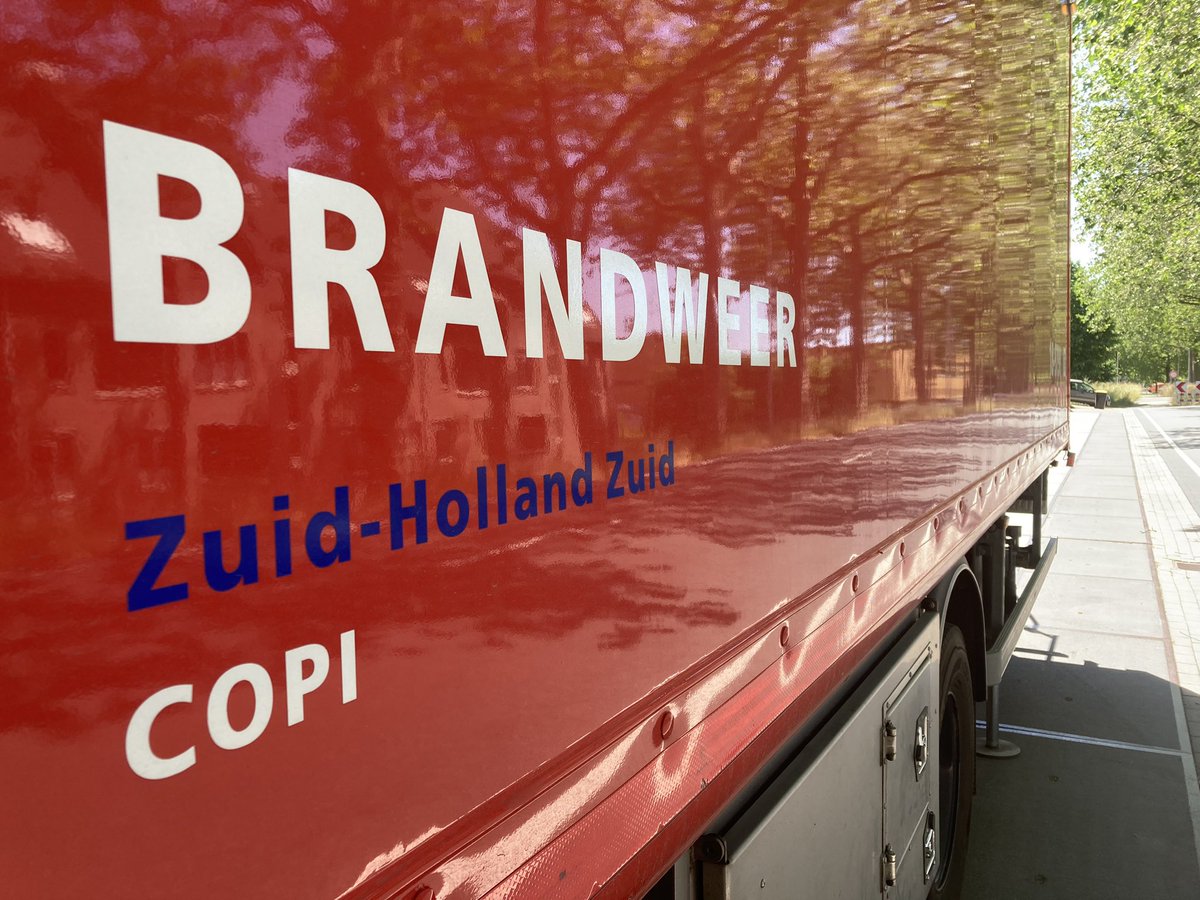 Prepare for the worst, hope for the best … actuele, multidisciplinaire oefenscenario’s tijdens de CoPI 2-daagse <a href="/VRZHZ/">Veiligheidsregio Zuid-Holland Zuid</a> 

Goede groep, mooi weer ☀️, top geregeld. Samen oefenen, samen leren. Klaar voor als de pieper gaat 📟

<a href="/BrandweerZHZ/">Brandweer Zuid-Holland Zuid</a> <a href="/POL_Rotterdam/">Politie Eenheid Rotterdam eo</a> <a href="/GHORZHZ/">GHOR ZuidHollandZuid</a>