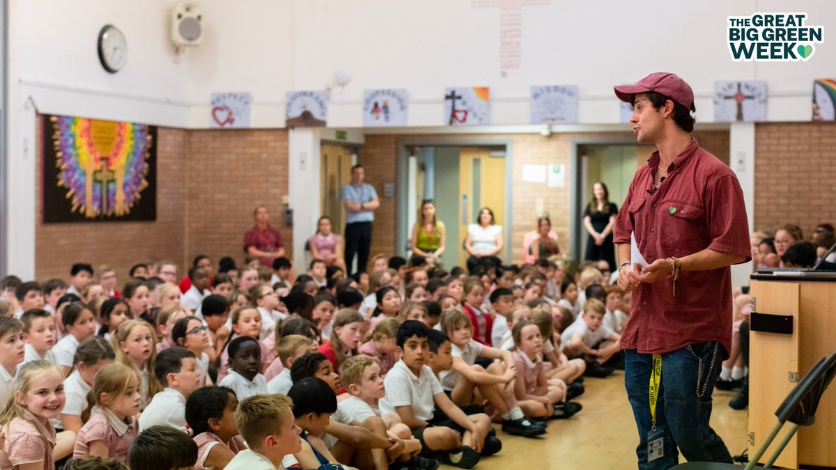 For #GreatBigGreenWeek, @celspellman gave an assembly at @Aneeshwar_K's school, @StPhilipCEAP. Cel reminded us that we all have the power to make an impact 💚 Make your positive impact today by taking part in the #GreatBigGreenWeek!👇 greatbiggreenweek.com 📸 Fran Freeman