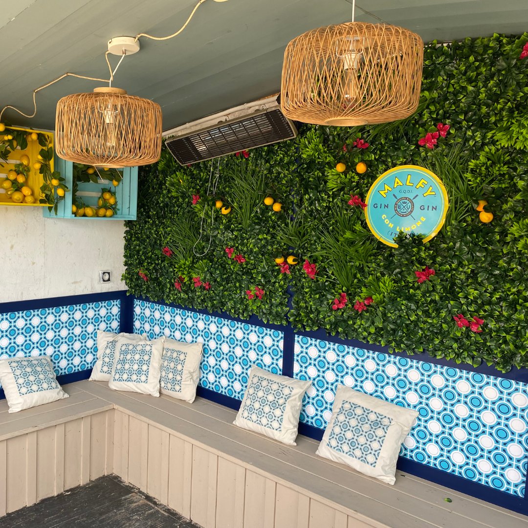 LMGreenFrance's tweet photo. Aménagement du mur végétal artificiel Amazone💗☀️

Besoin d'une solution d'occultation ? 🌿

Venez nous rendre visite au showroom pour discuter de vos projets et découvrir nos produits !! 👇
📍155 rue du dirigeable 13400 Aubagne

#murvegetalartificiel #amazone #francegreen https://t.co/YrZuSjrrwK