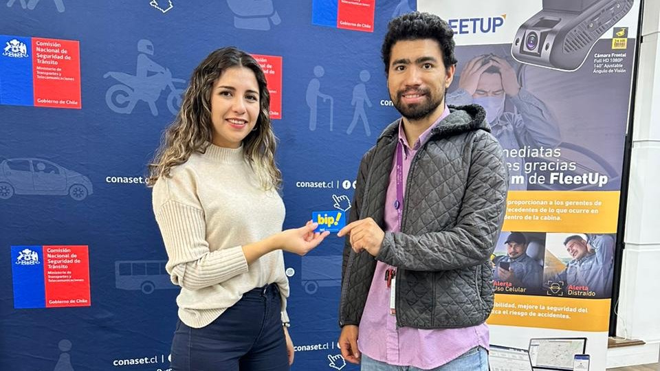 #AgendaMTT | Durante estas semanas entregamos premios a las y los ganadores de la trivia por la Semana de la Seguridad Vial. 🥳
Agradecemos a <a href="/Abastible/">Abastible</a>, <a href="/ViasChile/">VíasChile</a>, <a href="/Mobileye/">Mobileye</a> y a <a href="/FleetupLatam/">FleetupLatam</a> por colaborar con los premios, Y a todas y todos por participar. 👏 #MovámonosSeguros