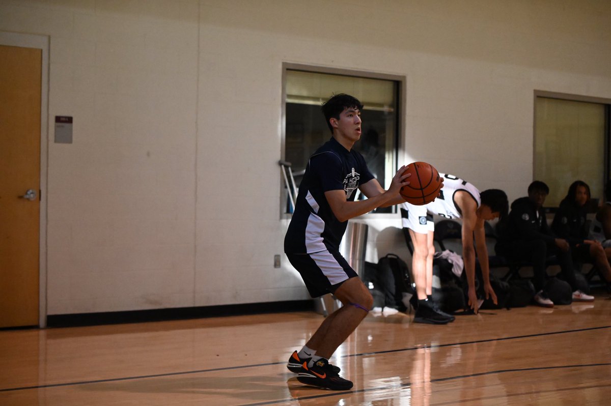 ‘25 Calvin Smith plays two games this wknd <a href="/PhillyHSLive/">Philly HS</a>. Shoots the ball with confidence, makes plays for teammates and guards all over the floor defensively! <a href="/HarritonHSbball/">Harriton Boys Basketball</a> <a href="/PAHoopsAcademy/">PA Hoops Academy</a> <a href="/ccalvinsmithh/">Calvin Smith</a>