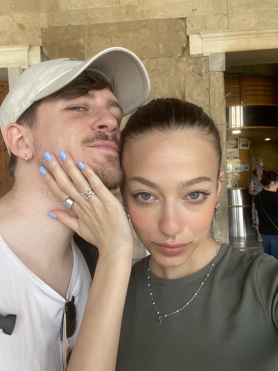 Lorenzofrg's tweet photo. Back from #LECAthens with a medium result (5-4), lost a close win&amp;in for Day2 playing BR Mid, 75 by @misplacedginger.

Spent the rest of the days walking around Athens with Angelica, my own Sheoldred. Sometimes she may be the Apocalypse but surely is the best card in the game🦦❤️ https://t.co/3C34Qd9pes