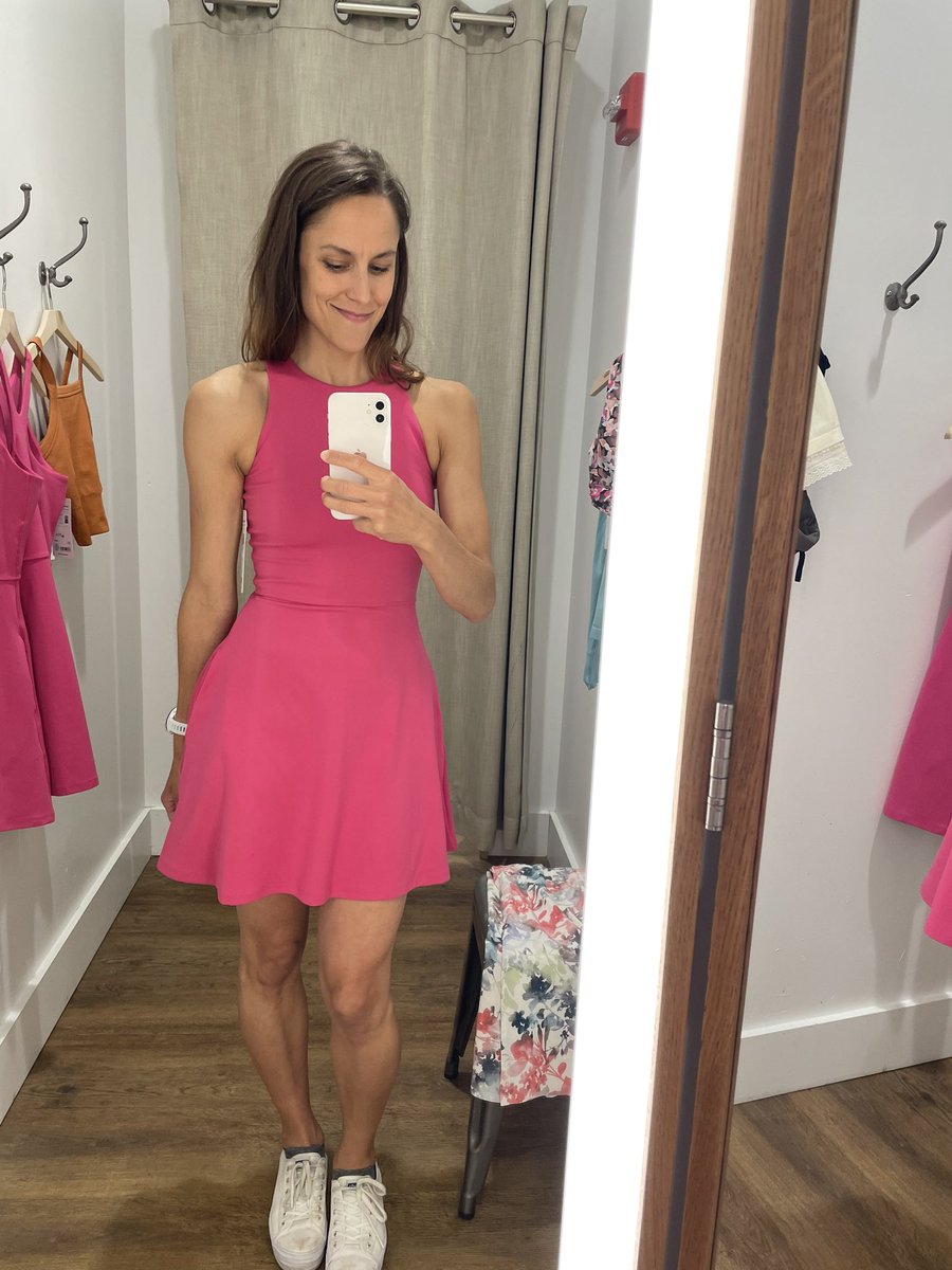 Somebody get this lady an invite to the Barbie movie premiere

(and by “this lady,” I mean me)