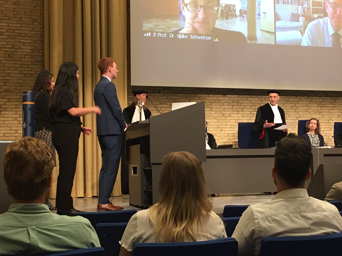 TilburgU_TILT's tweet photo. Congratulations to #TILTie - and a new Doctor - Jasper van den Boom for successfully defending his PhD thesis on Regulating Competition in the Digital Network Industry with his proposal for progressive ecosystem regulation.🥳 https://t.co/sAVj6AKCUf