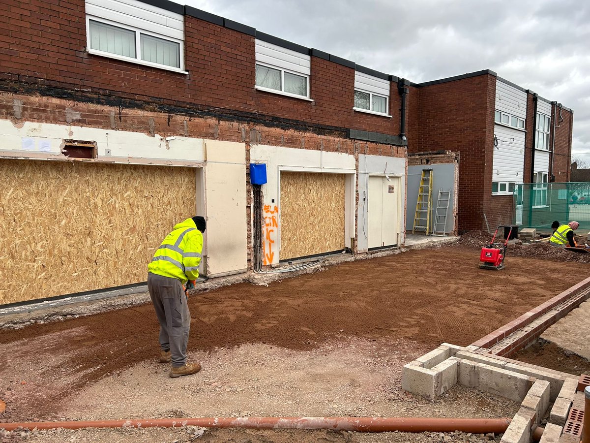 CrowngateBuild's tweet image. Drainage works complete and sub floor preparation continuing at St Elizabeth School

#commercialbuild #newextension #drainageworks #crowngateconstruction