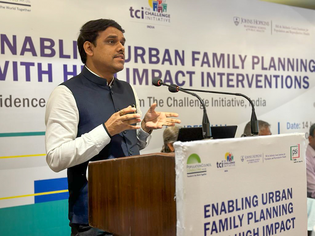 PSIIndia's tweet photo. At #EvidenceLearning meet, Abhishek from Population Council Consulting, the learning partner under TCI presented the findings from the reanalysis carried on the two rounds of OTS survey.
@BMGFIndia @usaid_india @PSIimpact @Bayer @MoHFW_INDIA @Pop_Council https://t.co/O4J9pB9rnu
