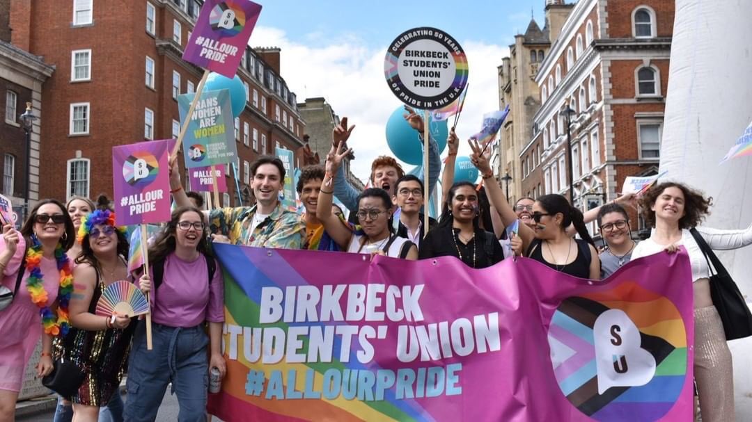 Celebrate Pride Month with Birkbeck LGBT and Trans Student Network @BirkbeckUnion 🏳️‍🌈🏳️‍⚧️🦉 It's #PrideMonth - join the #LGBT and #TransStudent Networks in the 2023 #Pride in London March! Grab your wristband now. 🔗 tinyurl.com/yc38t9b4 🌈🏳️‍⚧️🏳️‍🌈🥰