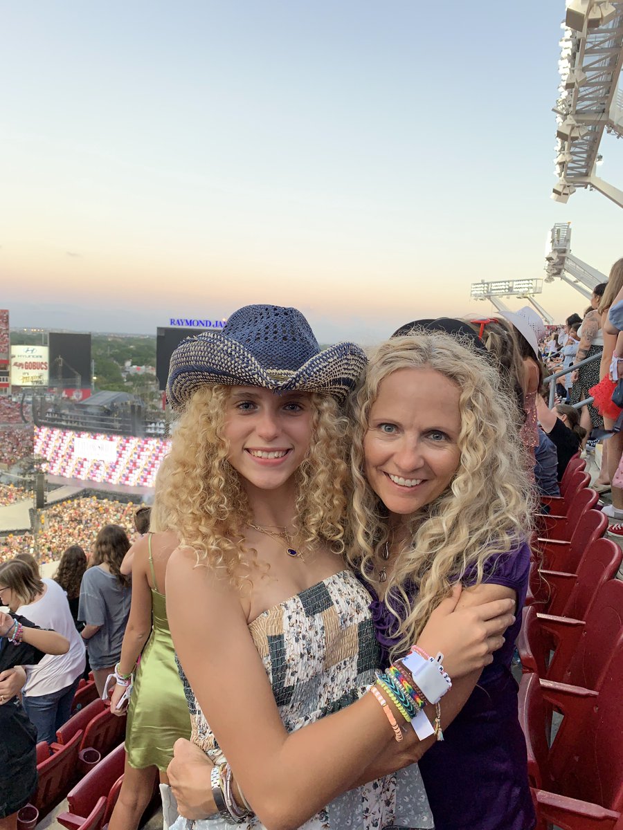 DeniseGossett's tweet photo. My girl and I at the @taylorswift13 concert!  We had a blast!  #herfirstconcert We were high up, but didn't care.  Got tickets from a friend just days before!  #motherdaughtertime https://t.co/b8cydaqqMf