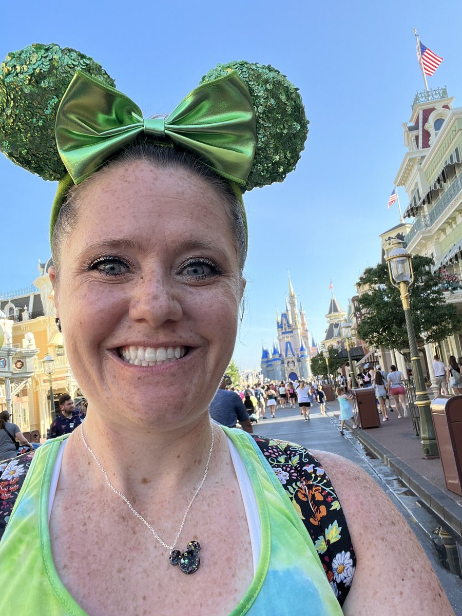 GNHS_ATC's tweet photo. You can find me at the Magic Kingdom smiling from EAR to EAR!!! #myhappyplace #neverwanttoleave #nevergrowup π«Άπ» https://t.co/KO5v90uW7q