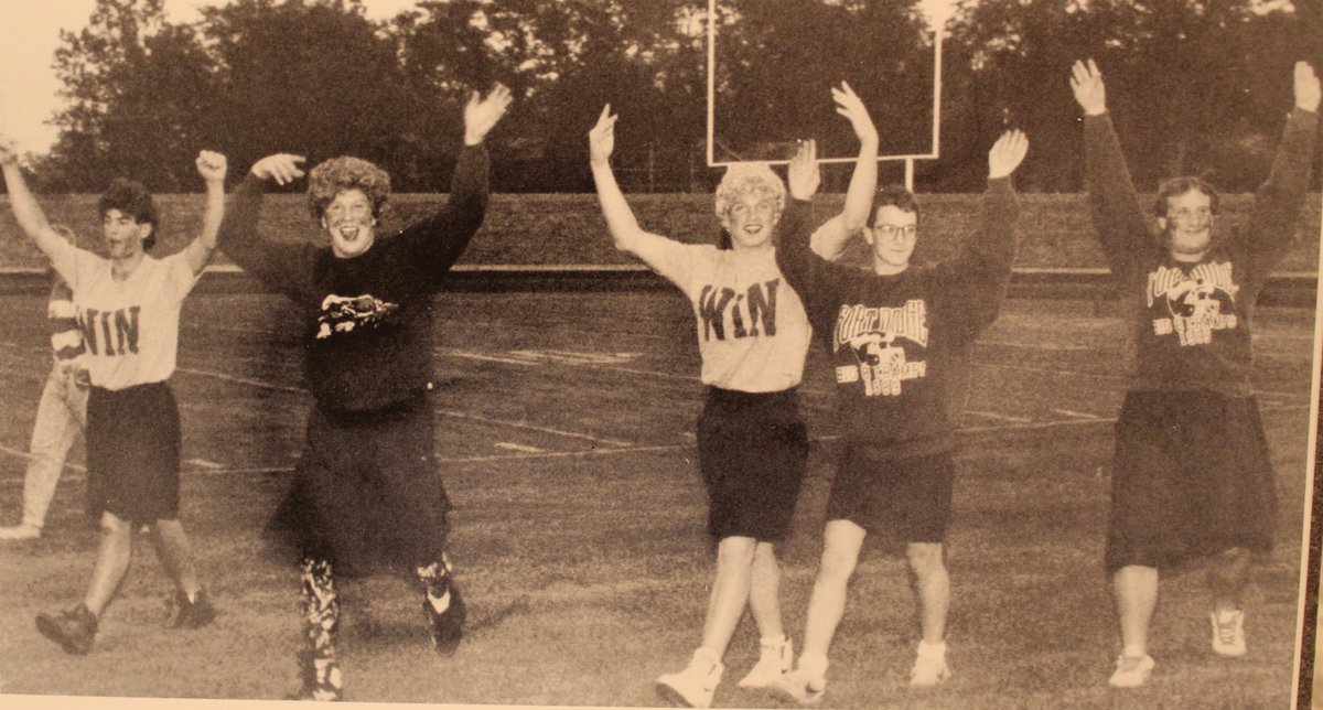 FDCSD's tweet photo. We've got spirit, yes we do! We've got spirit, how 'bout you? These powderpuff cheerleaders were full of spirit back in the early 90s. #FDSH #FDCSD #ThrowbackThursday https://t.co/5DnsUFViGa