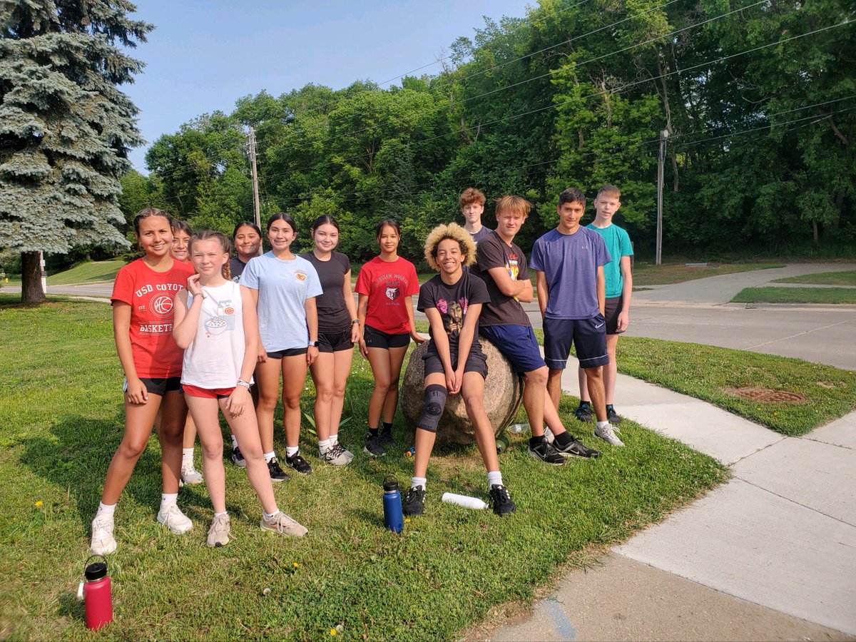 Sioux City West High Running tweet media