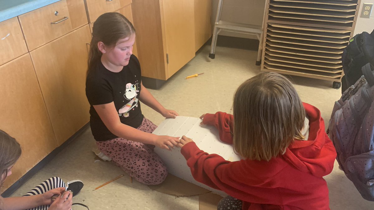 It’s the final challenge of our STEM week adventure.
Today we’re designing and building a hanger that will hold rovers and landers.
<a href="/DDSB_STEM/">DDSB STEM</a>
