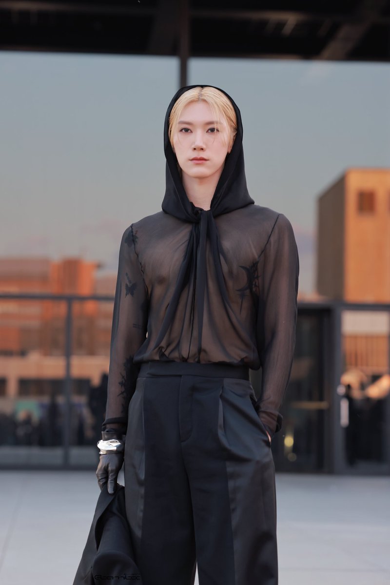 madelynca_m's tweet photo. he is so classy with Saint Laurent outfit THE PERFECT MATCH
#TENLEEatYSLBerlin @YSL
#SAINTLAURENT #YSL #YSLSS24 https://t.co/v7dUEIacV6