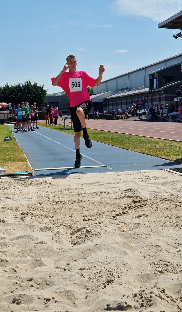 Health and Wellbeing Faculty at St Margaret's tweet media