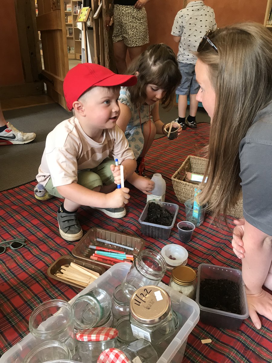 Thanks to Wildplay for a great morning of snail racing and seed planting to get #GreenerFootprintsWeek underway!

Visit Ledbury Library for information and fun activities from @HerefordshireWT  or call in to any of our libraries to find your next climate or nature themed read.
