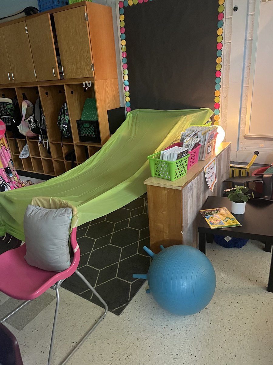 West Springfield ES (@wsesmustangs) on Twitter photo Camp Read-A-Lot! Camp Read-A-Lot!