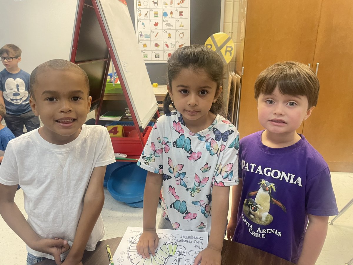 Ms. Cummings tweet media