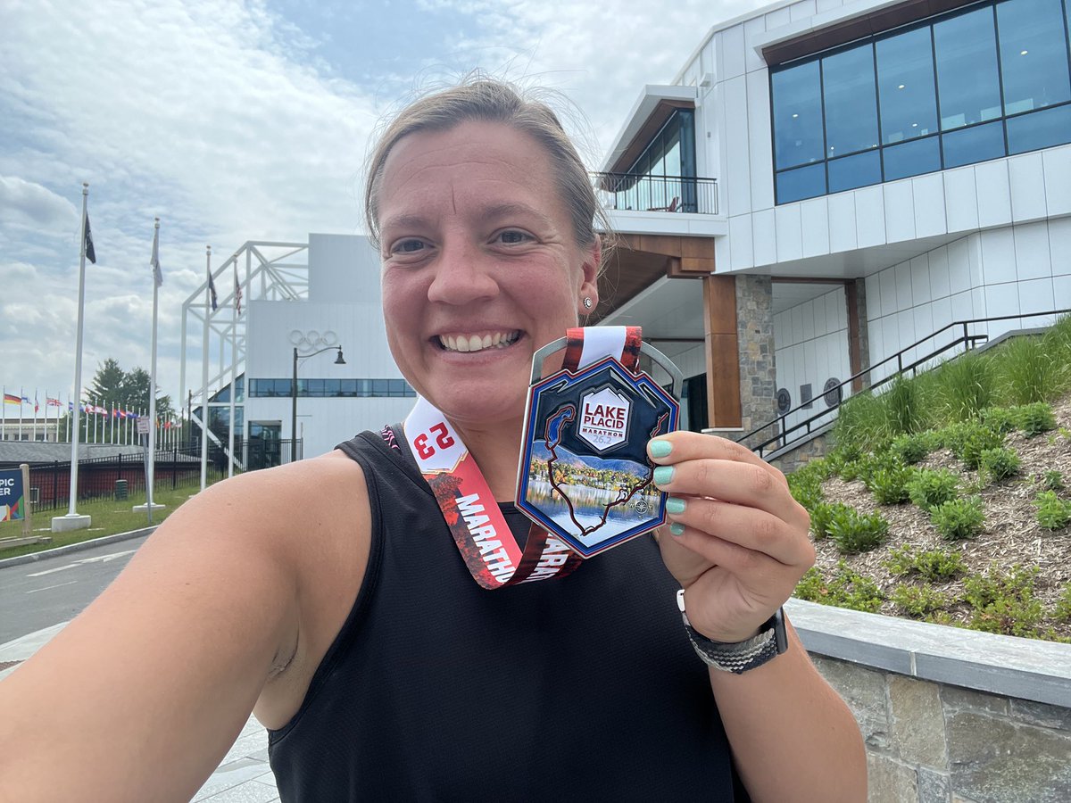 LakesideMiddle8's tweet photo. Congrats to Ms. Brindisi who ran a full marathon this weekend in Lake Placid, NY! She ran in honor of two friends who tragically passed away when they were just 22. Ms. Brindisi donated funds raised to the NJ Sharing Network and the Concussion Legacy Foundation, in their memory. https://t.co/n8TN9AJjf9