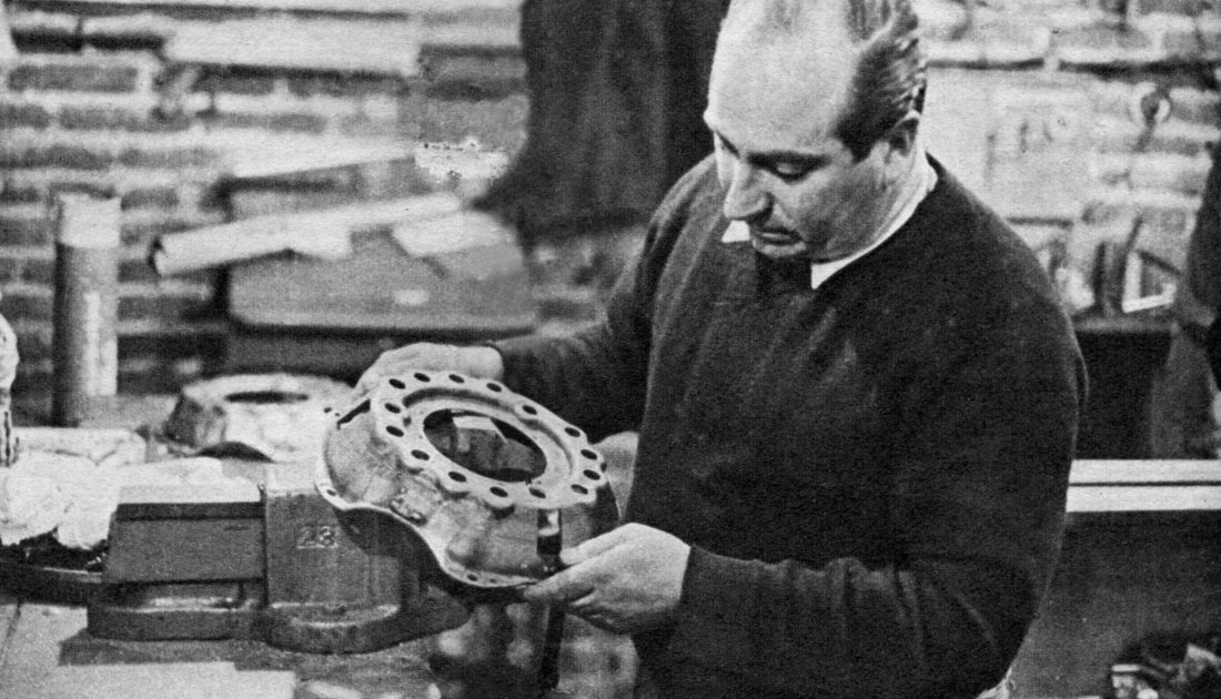 Buen día, fria mañana por #Balcarce
Me dijeron que se viene el paseo de los mecánicos en el @museofangio 
Rubén Renato "Toto" Fangio sería el primero en estar reconocido, luego imagino que Los Emiliozzi, Berta, Pedersoli, Wilke, Herceg... y tantos más ¿Quién más debería estar?