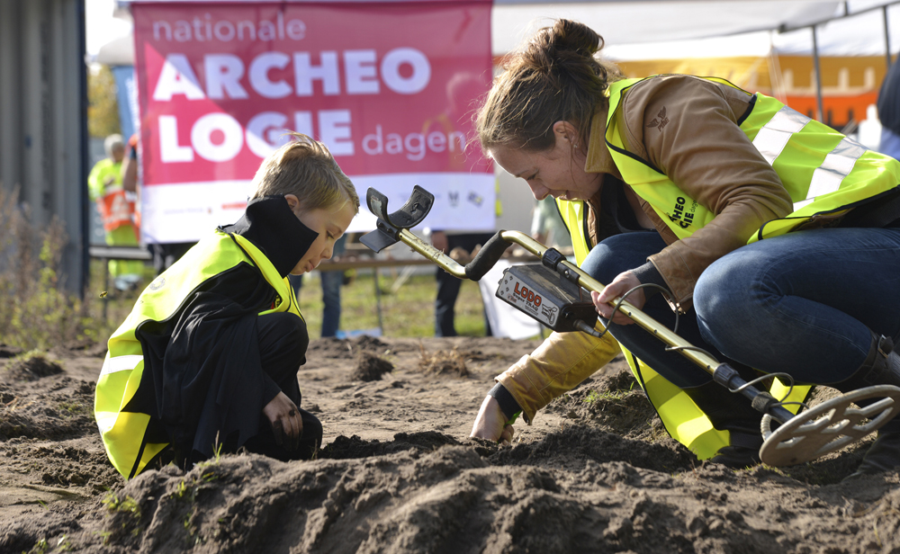 Provincie Gelderland doet volop mee met de Nationale Archeologiedagen <a href="/archeodagen/">Archeologiedagen</a> dit weekend op 16, 17 &amp; 18 juni! Benieuwd welke Gelderse erfgoedorganisaties archeologische activiteiten, lezingen en workshops organiseren? Bekijk het programma op: archeologiedagen.nl/programma/