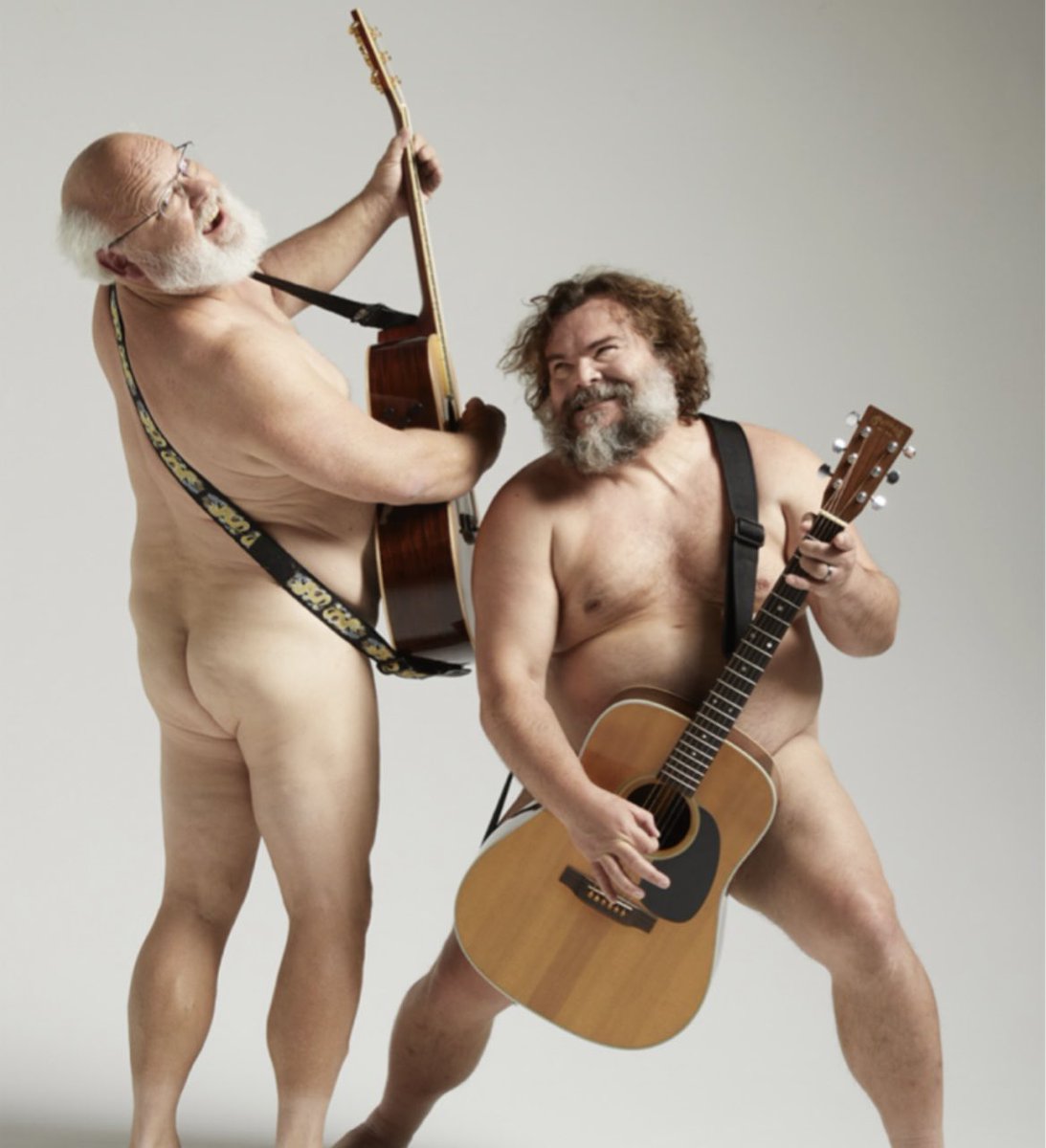 Can’t believe in 2 days I shall be in the same room as these two legends @jackblack @GassLeak #TenaciousD #SoExcited @tenaciousd