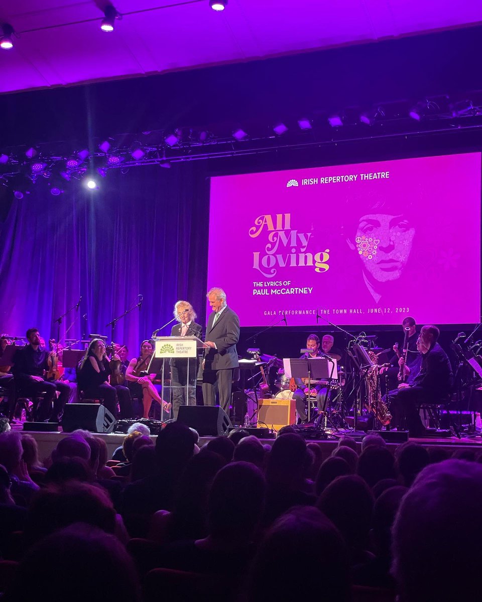 colgan_sophie's tweet photo. A fantastic night at the @irish_rep 2023 Gala, ‘All My Loving: The Lyrics of Paul McCartney’ - introduced by one of NYC & Northern Irelands most cherished poets, Paul Muldoon 👏Thank you #IrishRep & @IREUSCouncil for a wonderful night! #Offbroadway #Irishtheatre #PaulMuldoon https://t.co/hoZecvPNg3