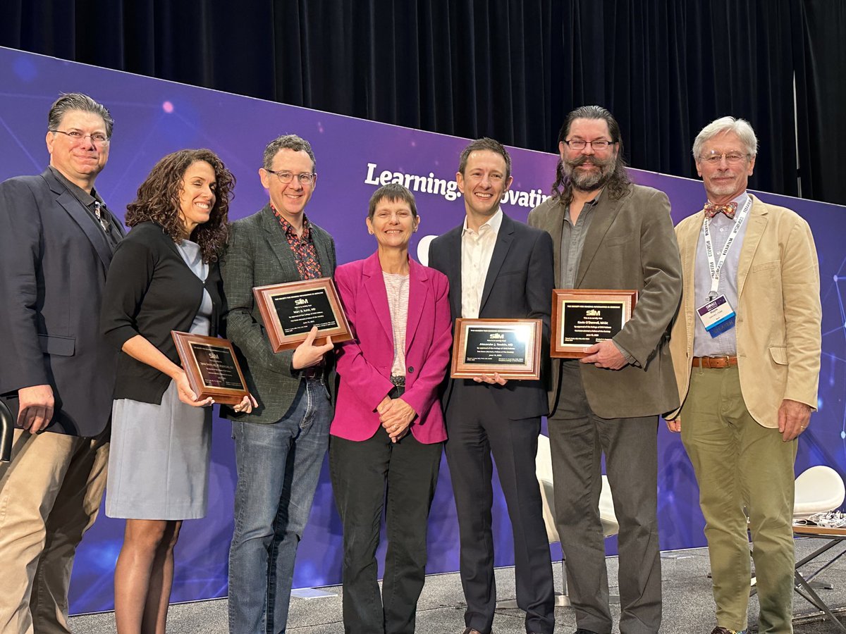 cherylkc's tweet image. Four ⁦@SIIM_Tweets⁩ luminaries inducted into COSF today! ⁦⁦@shadowdoc⁩ ⁦@towbinaj⁩ ⁦@sylviadevlin⁩ @_kodon