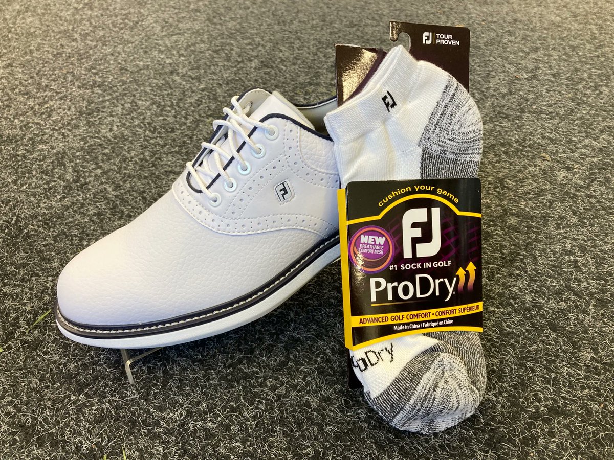 A ‘heavily’ combo! 🤩

If you’re looking for ultimate comfort out on the golf course, look no further than a pair of @FootJoyEurope ProDry Socks to perfectly complement your FJ Shoes 👌🏻✅

#golf #golfer #footjoy #footjoyeurope #shoes #socks #pgapro #golfshop