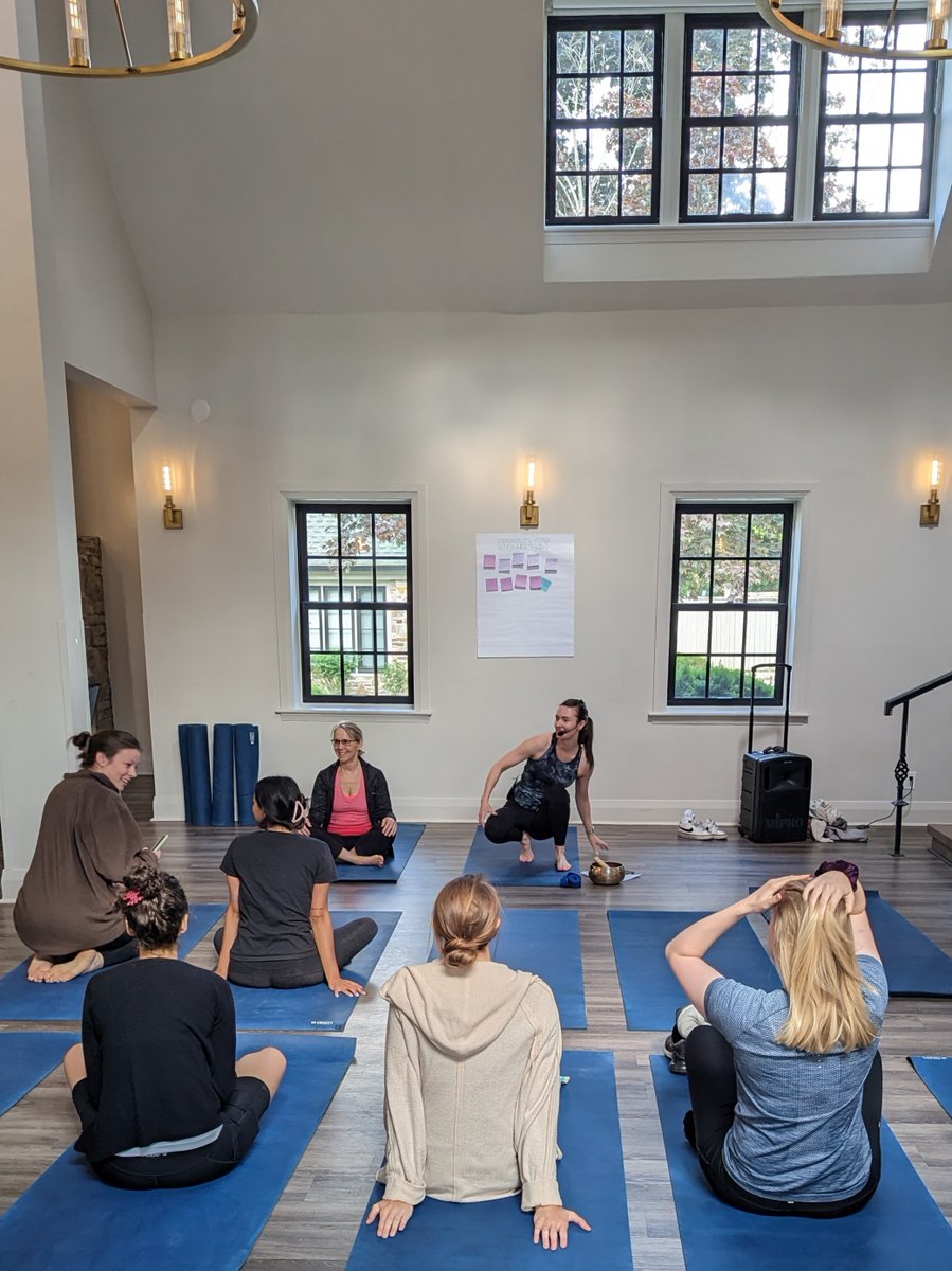 Welcome to Day Two of the Student Mental Health #SummerResearchInstitute! We started off our morning with a yoga session. Thank you to our friends at <a href="/UTM/">U of T Mississauga</a> RAWC who have led some awesome wellness activities for our attendees!